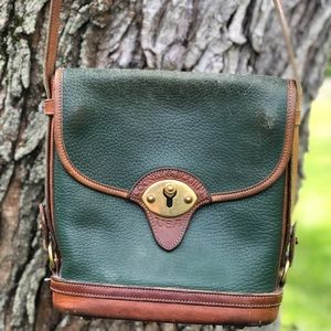 VINTAGE Dooney and Bourke leather crossbody bag